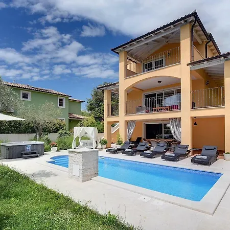 别墅 Ari 卡尼卡