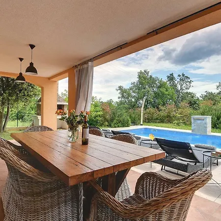 Villa Ari Krnica
